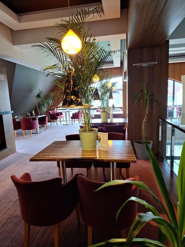 Hotel Politechnika Warszawska Osrodek Wypoczynkowy Sarbinowo Esterno foto